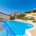 Daire Leko By Interhome *