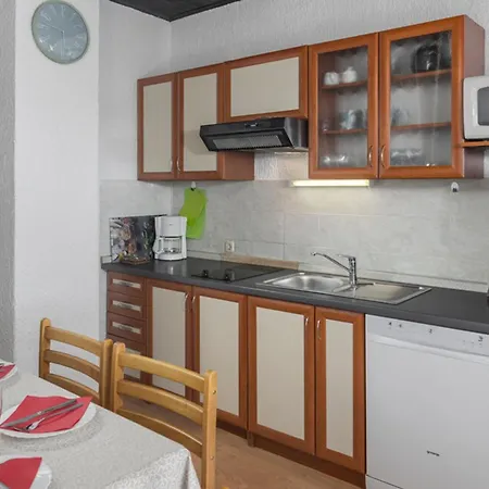 Leko By Interhome Πόρετς
